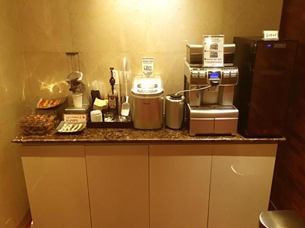 Sinyoung Motel โซล ภายนอก รูปภาพ