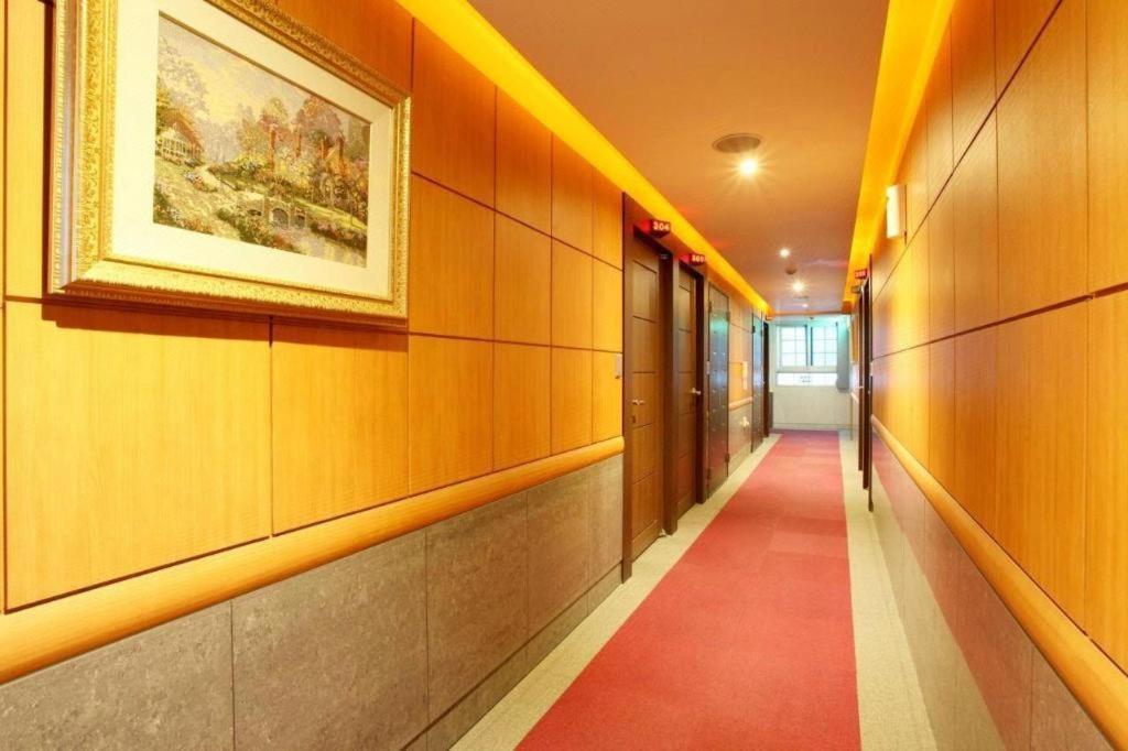 Sinyoung Motel โซล ภายนอก รูปภาพ